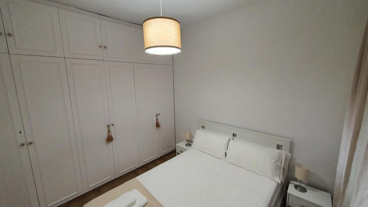 Opening Doors Sagrada Familia Apartment Барселона Екстериор снимка