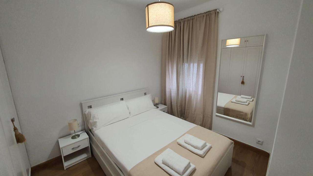 Opening Doors Sagrada Familia Apartment Барселона Екстериор снимка