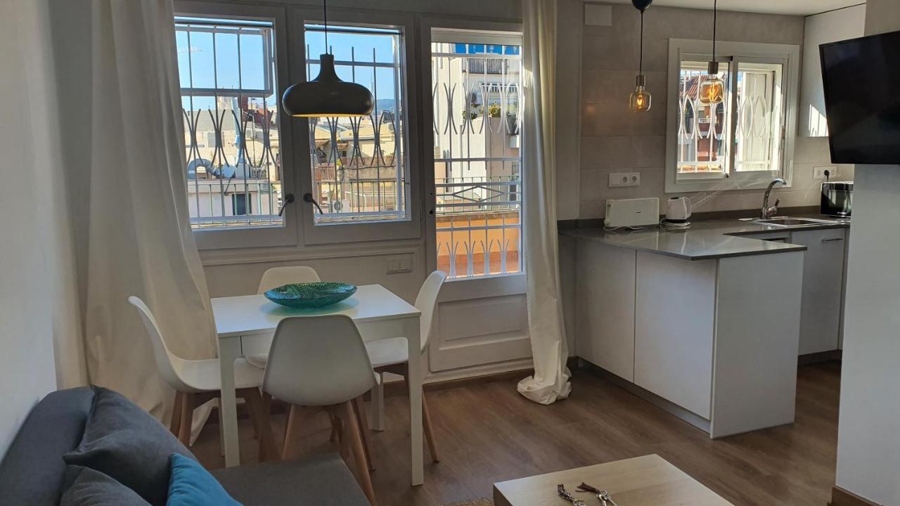 Opening Doors Sagrada Familia Apartment Барселона Екстериор снимка